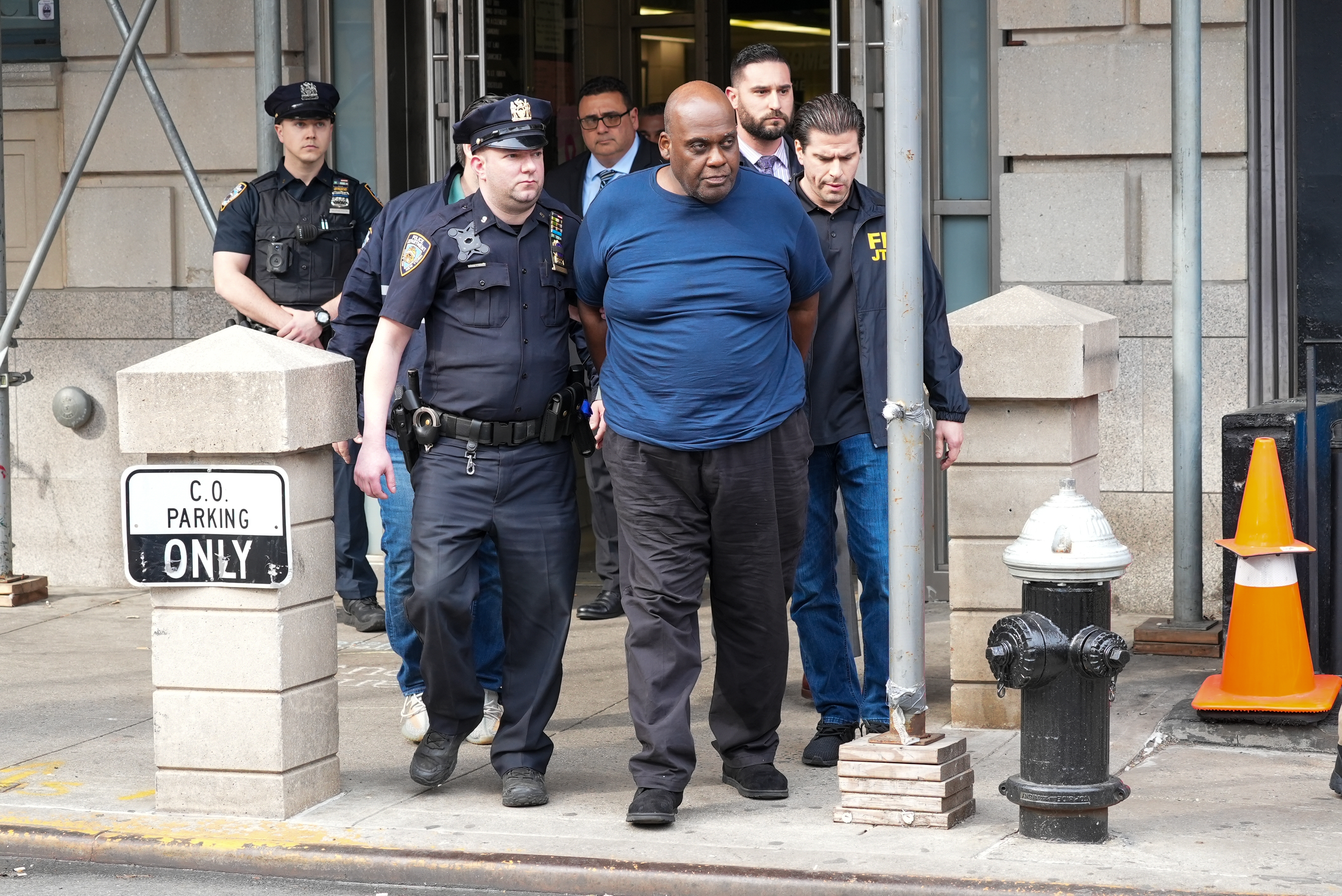Accused subway shooter pleads guilty to terrorism charges