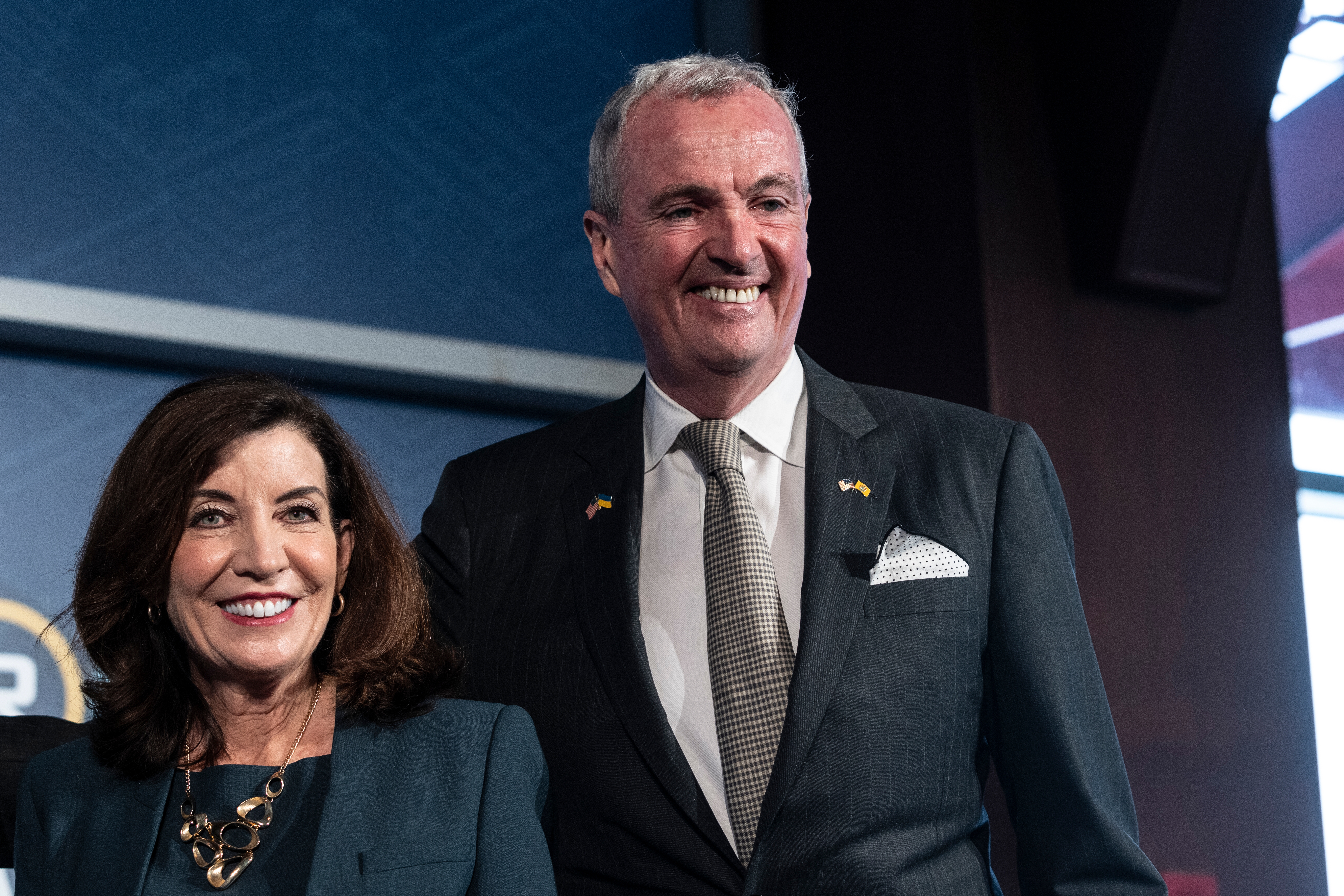 NY and NJ governors ask textbook publishers not to censor school material