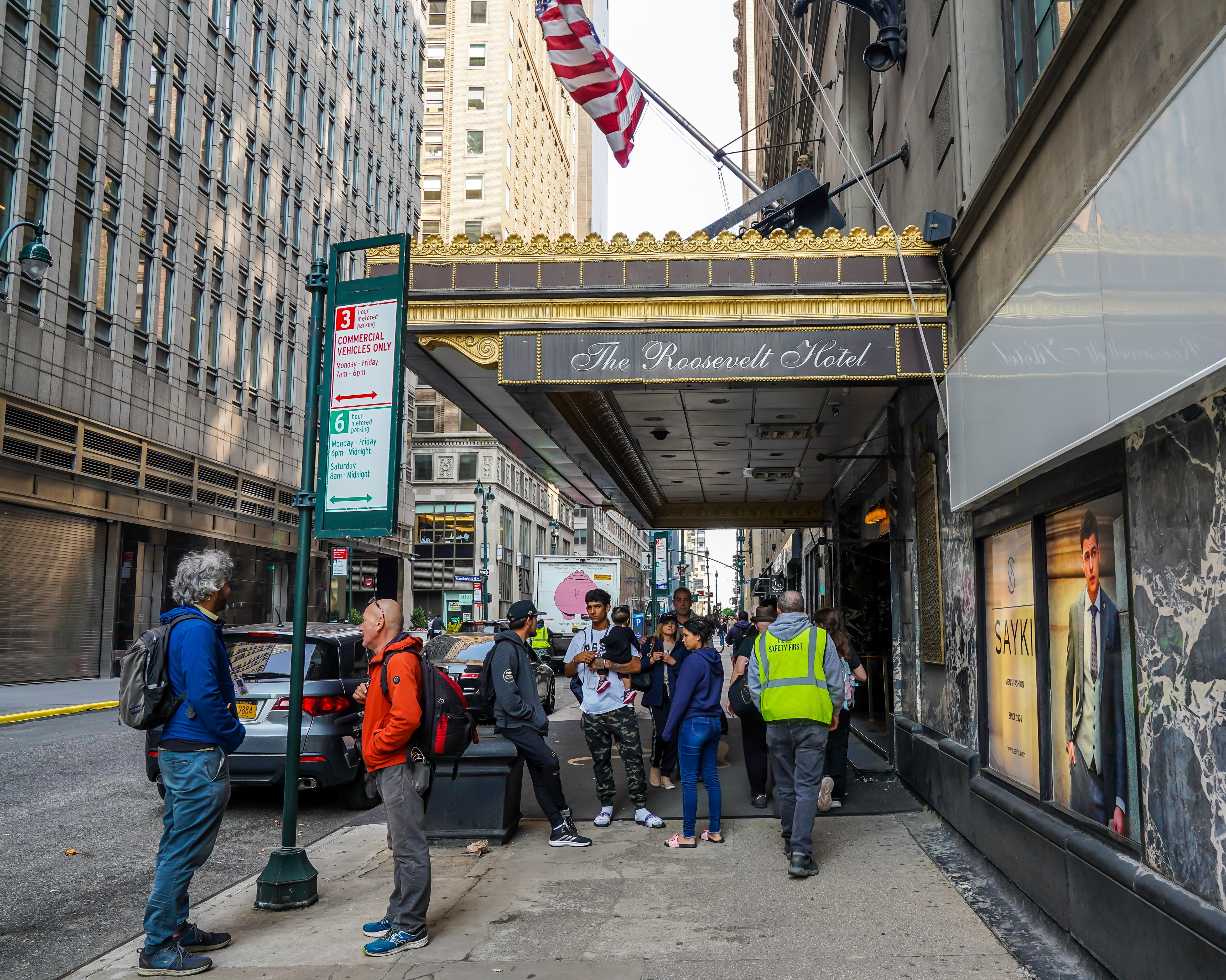 City Hall continues to stonewall on migrant counts as calls for transparency grow