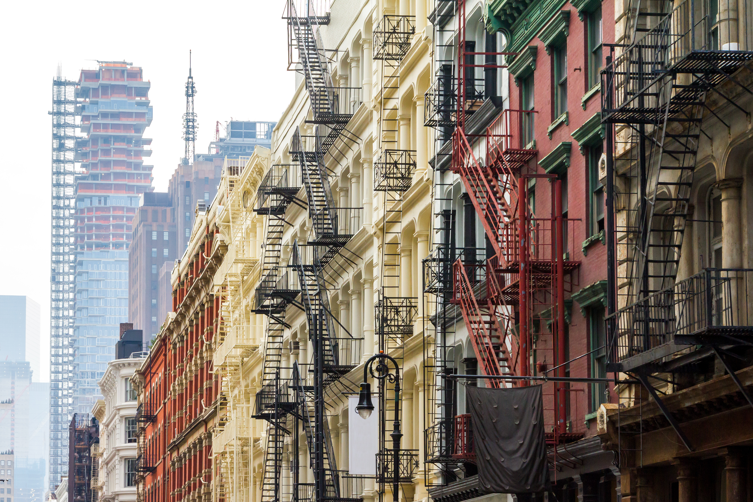 Desperate NYC Tenants Are Waging Bidding Wars, As Rental Demand Surges Desperate NYC Tenants Are Waging Bidding Wars, As Rental Demand Surges