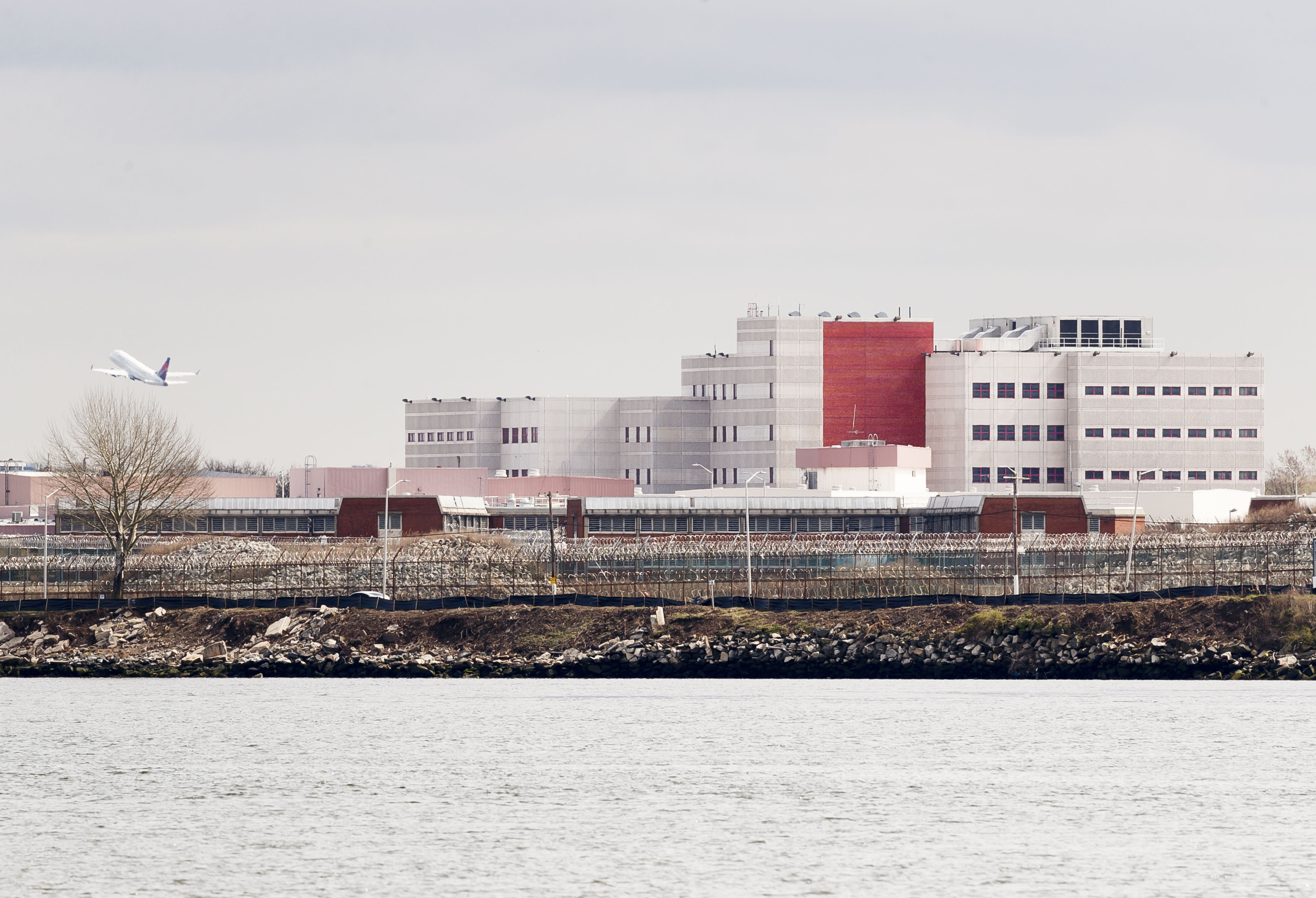 Detainee Found Dead In His Cell At Rikers Island