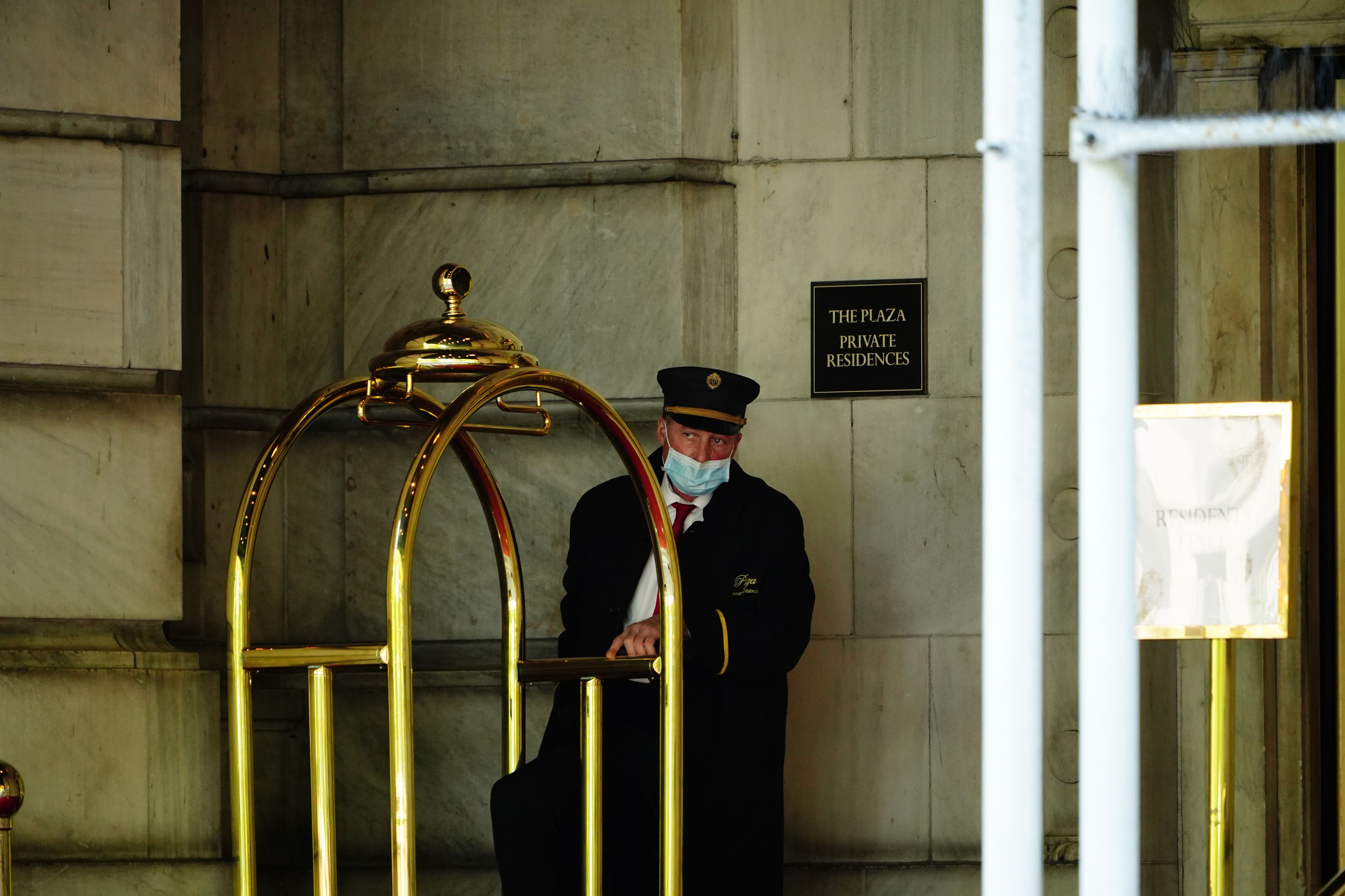 NYC Hotels Expect More Guests As State Lifts Quarantine For Domestic Travelers