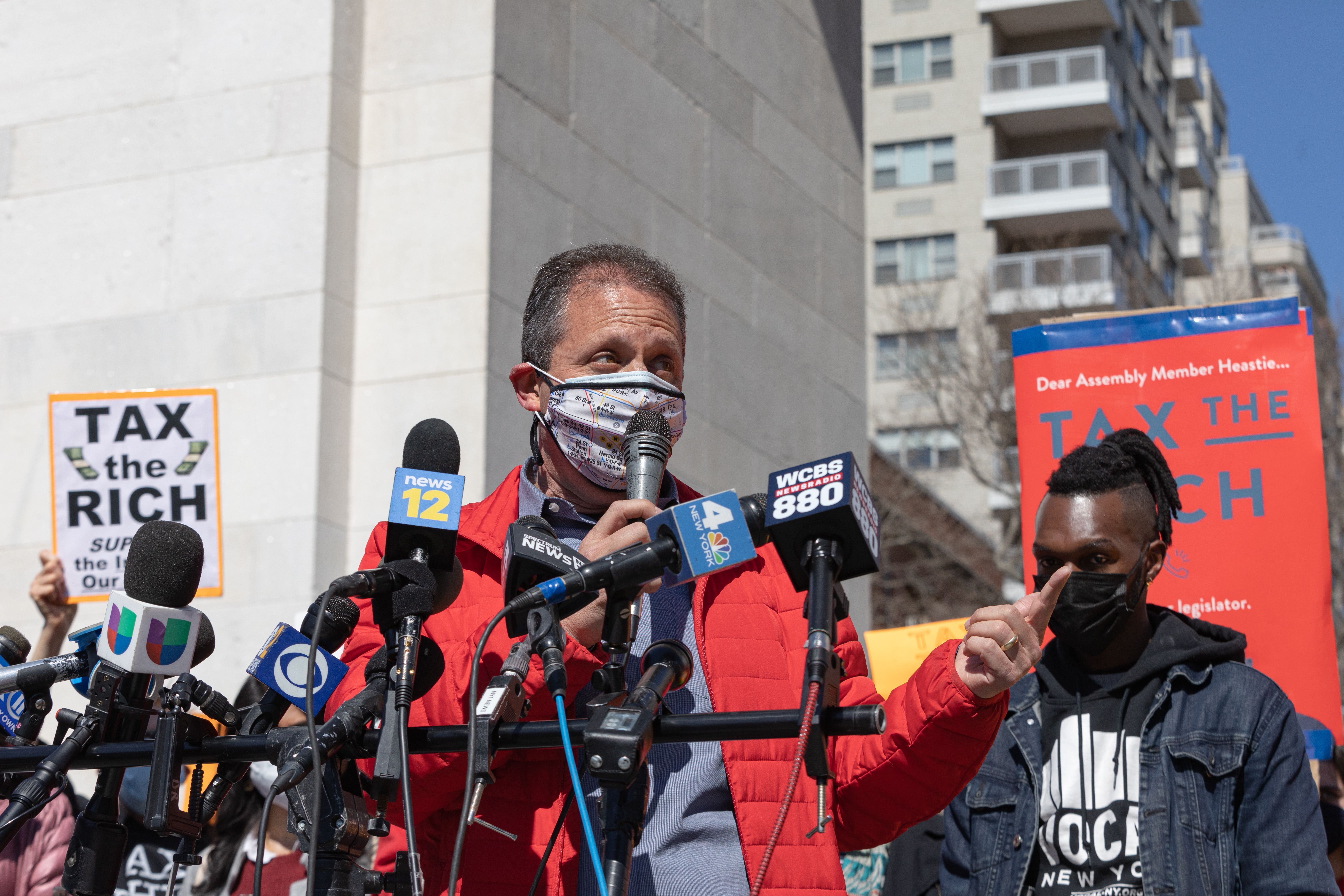 Councilmember Brad Lander Snags AOC Endorsement In Race For Comptroller