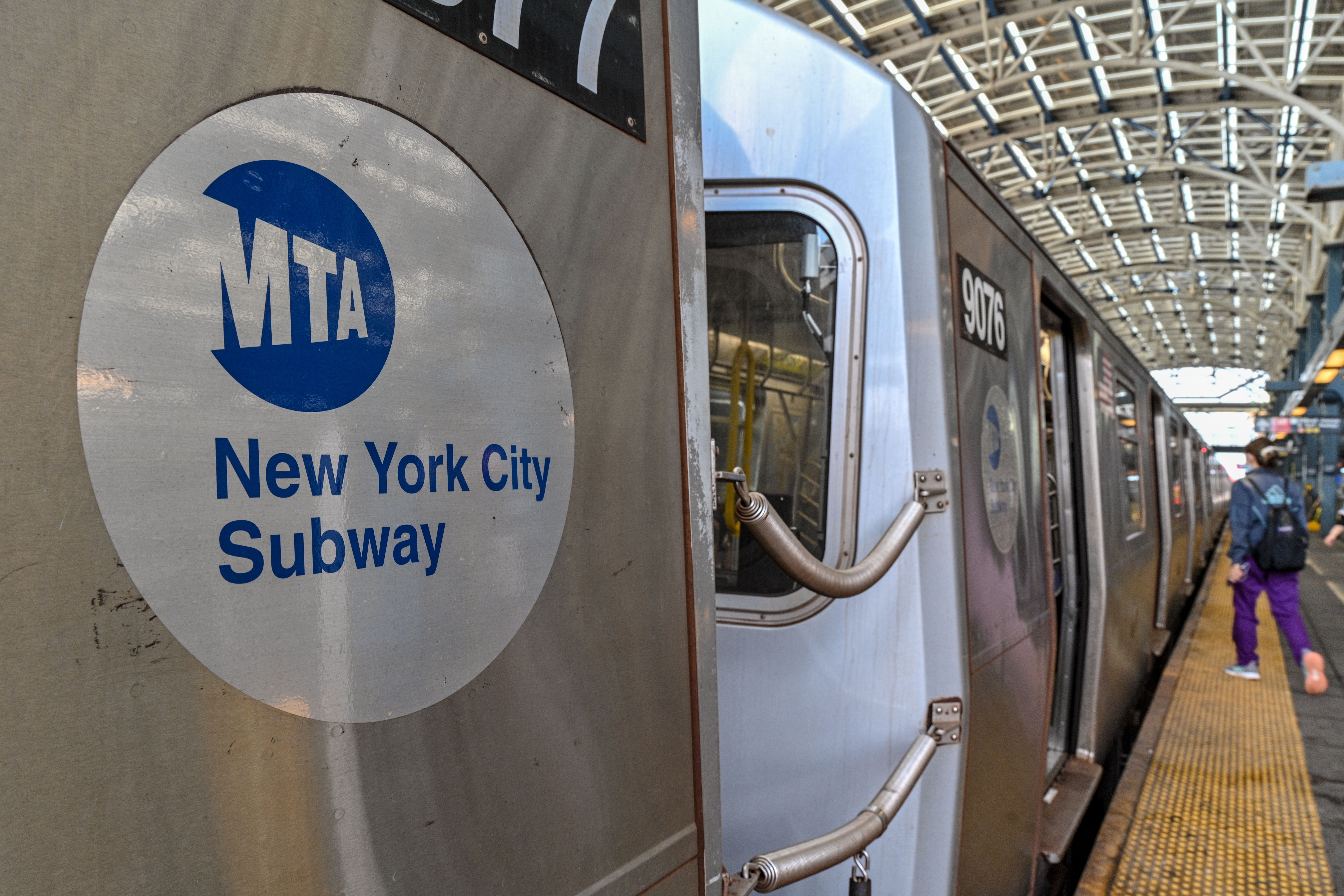 Investment banker arrested for alleged assault of MTA worker, who fought him off with thermos Investment banker arrested for alleged assault of MTA worker, who fought him off with thermos
