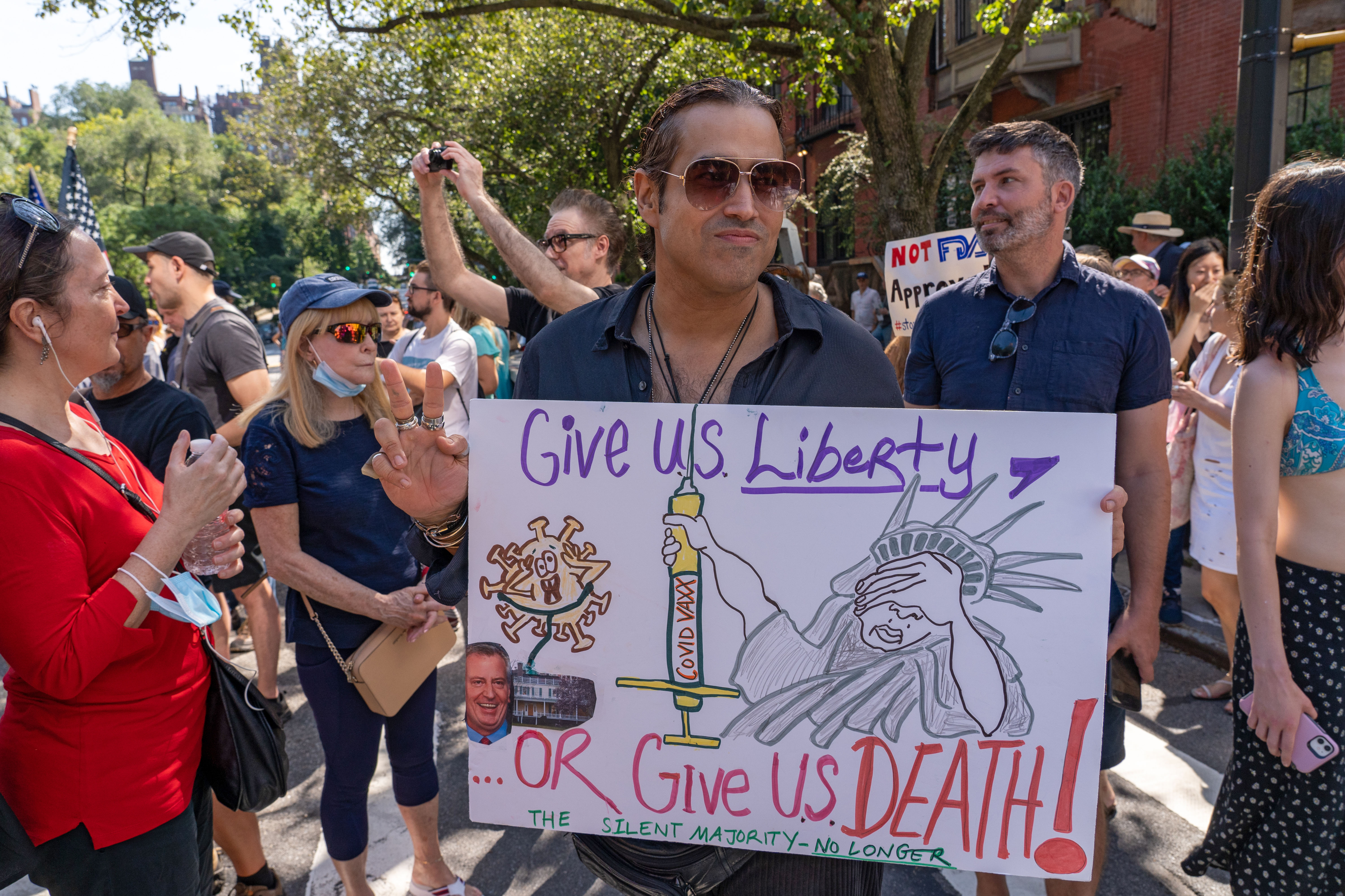 Staten Island Restaurants & Businesses Sue NYC Over Unscientific, Unlawful Vaccine Mandate