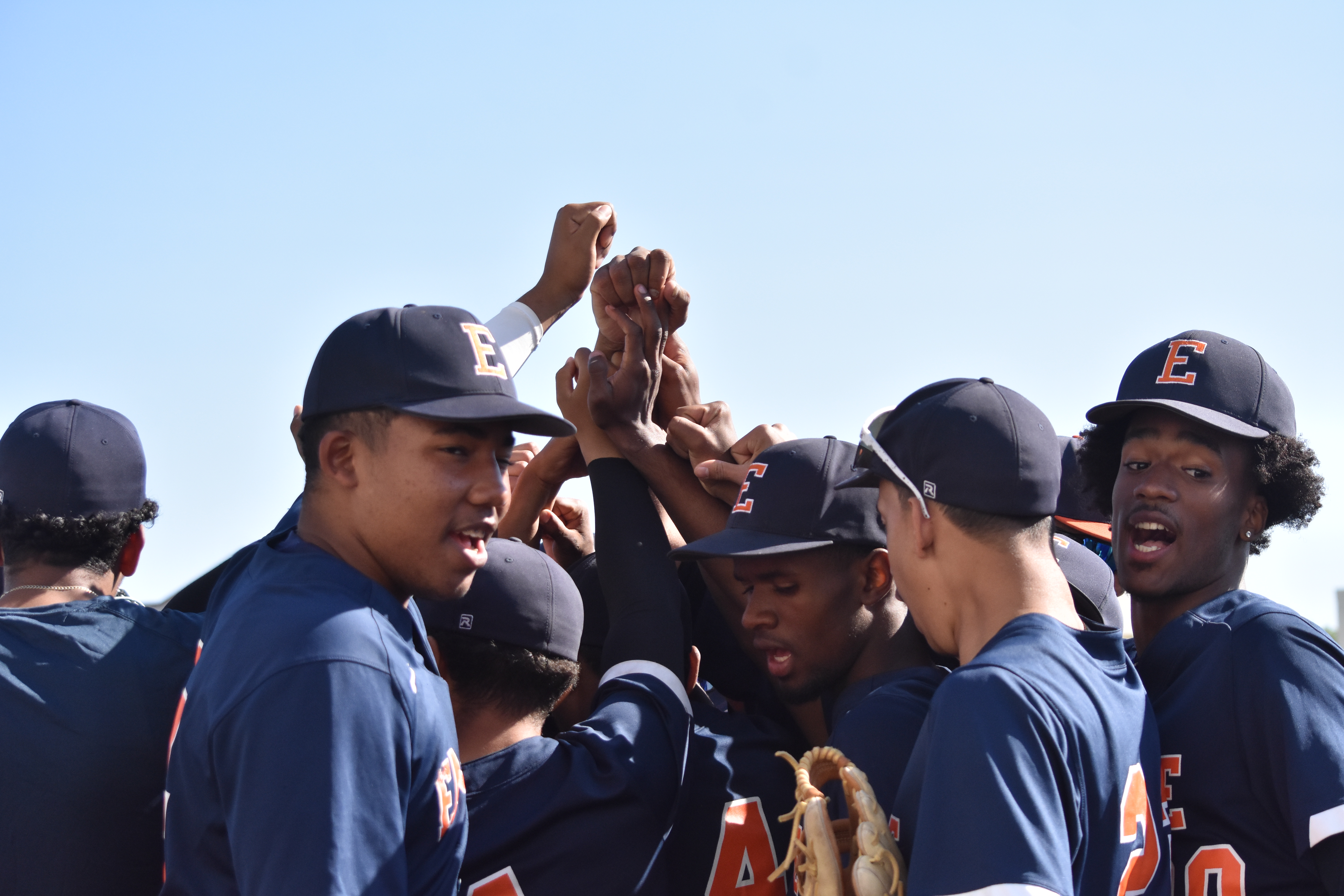 New Jersey Restored Hinchliffe Stadium and Built a Negro Leagues Museum -  The New York Times