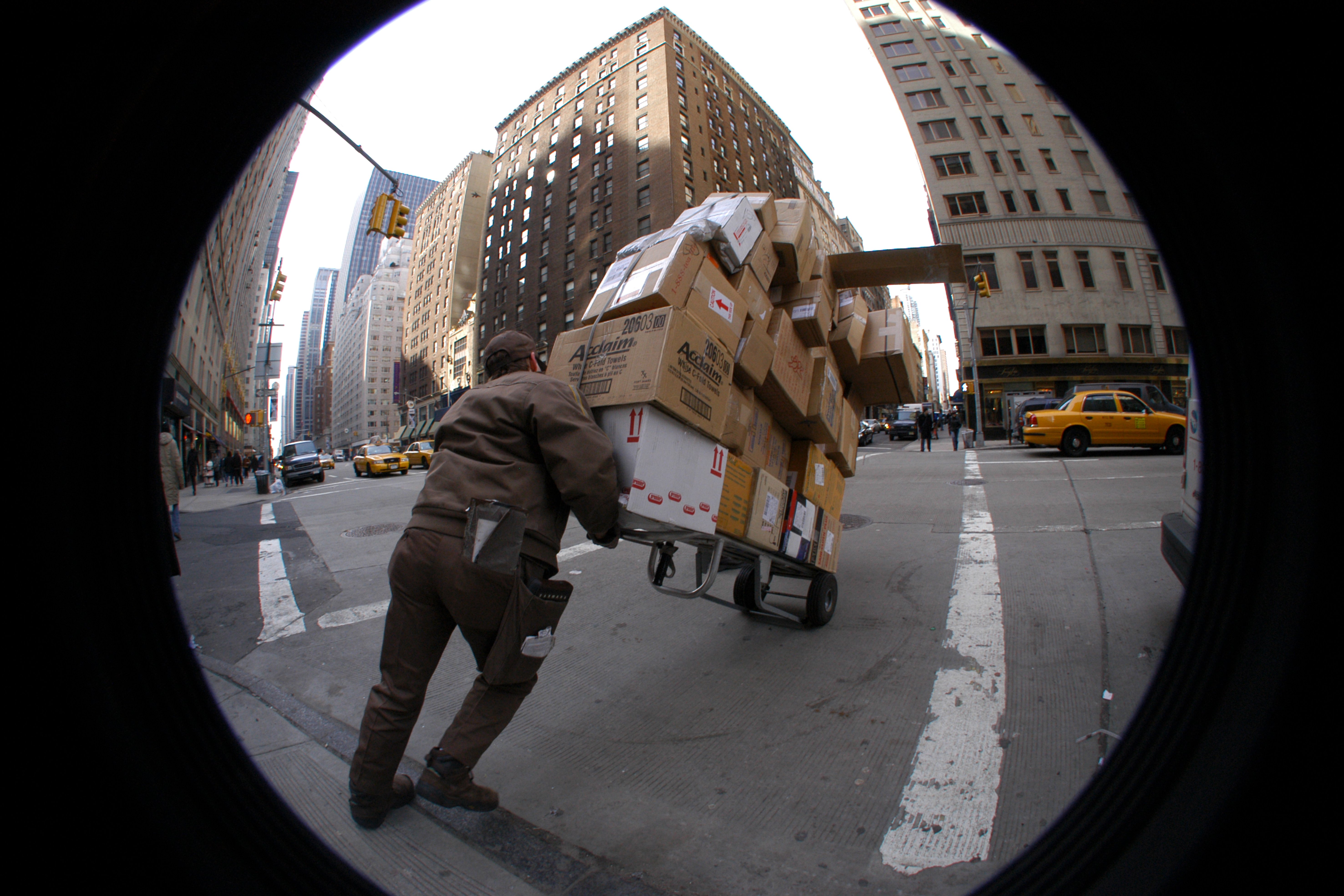 Pilot program will install public package lockers on New York City sidewalks: DOT