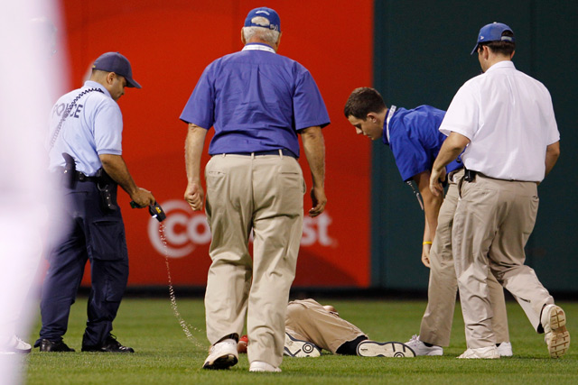 NYPD criminally charges Yankees fan who allegedly ran on field during  Phillies game