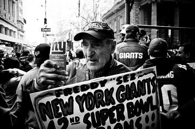 Longtime New York Yankees fan Freddy 'Freddy Sez' Schuman dies at