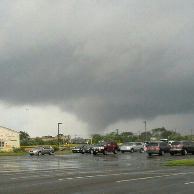 Photos, Videos: Tornado Touched Down In Brooklyn And Queens! - Gothamist